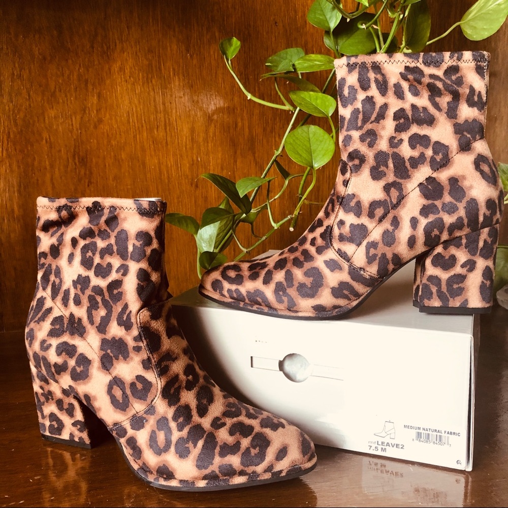 NEW Marc Fisher Leave 2 Bootie Leopard sz 7.5